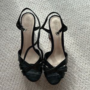 Schutz Keefa black croc platform heels never worn